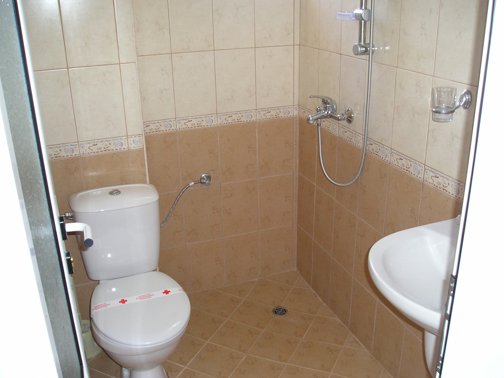 Morski Dar hotel kupatilo.JPG