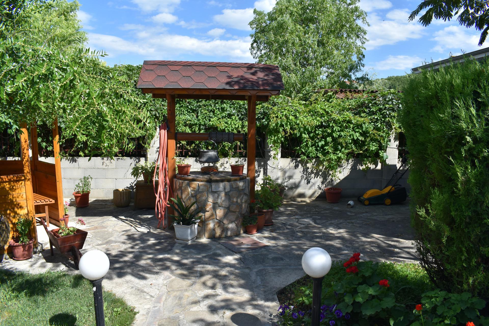 Morski dar hotel bašta.jpg