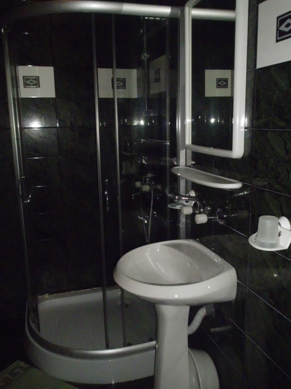 Pancho hotel kupatilo.jpg