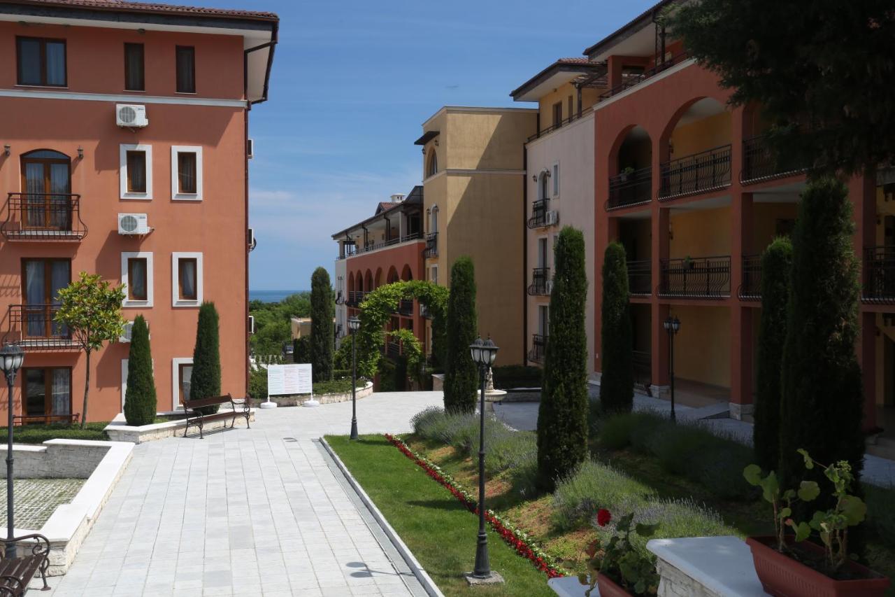 Galeria hotel spoljni izgled.jpg