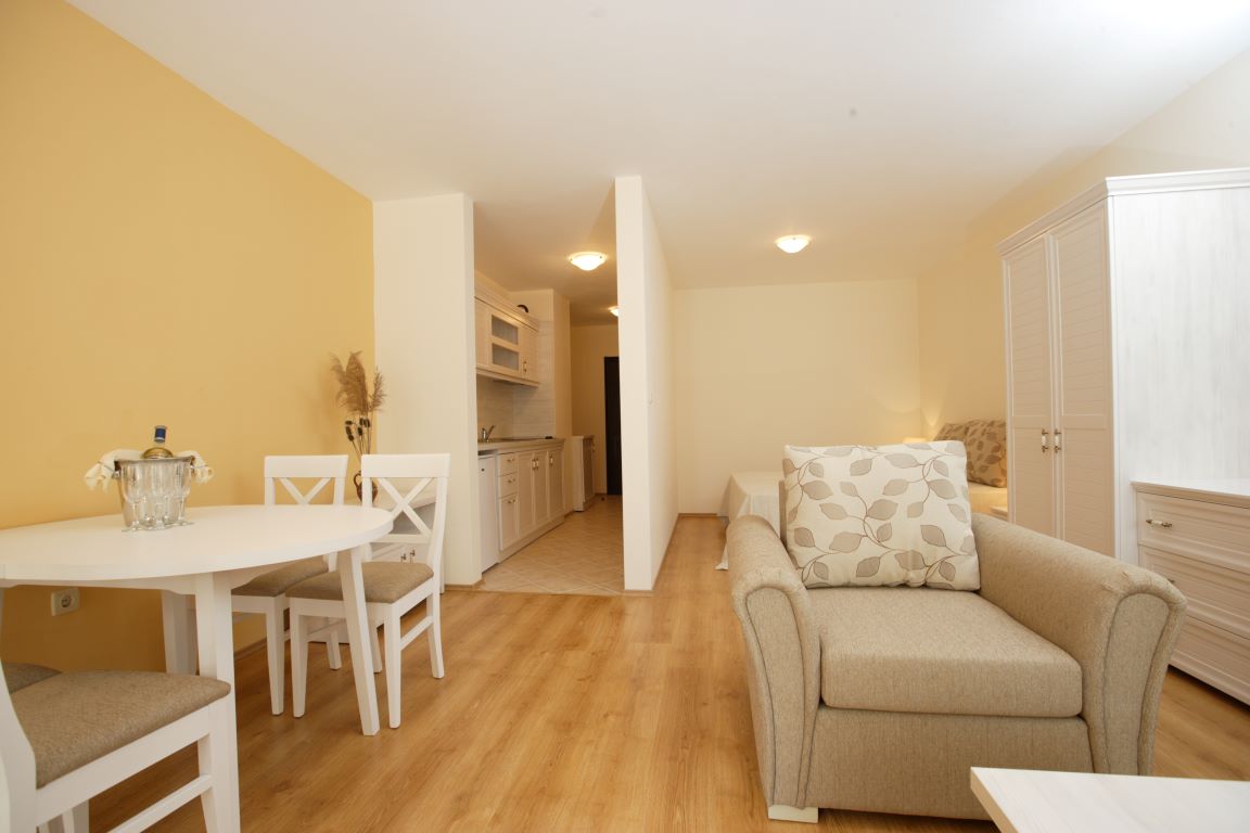 Galeria hotel studio.JPG