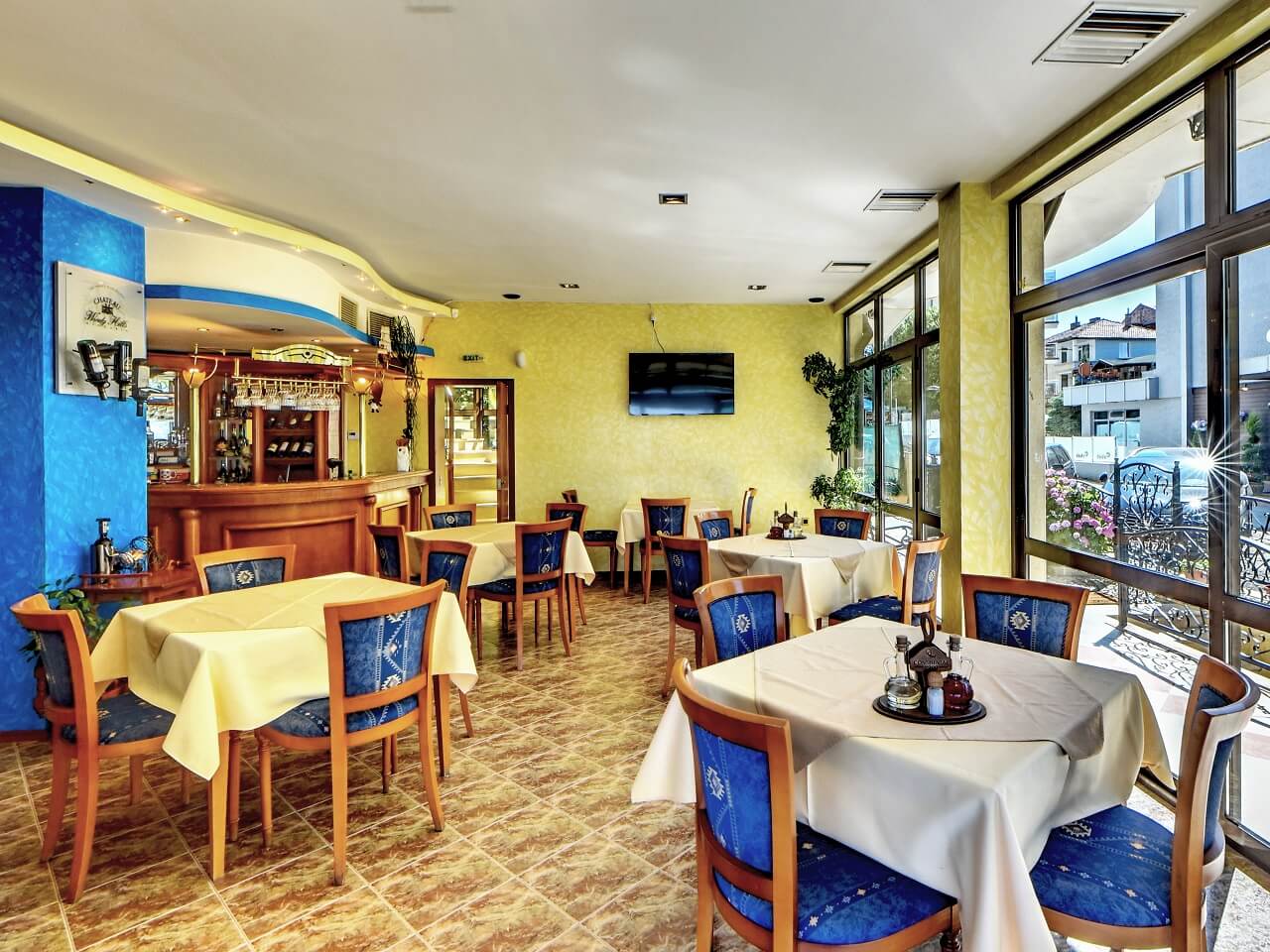 Hotel Continental Kiten-Restoran.jpg