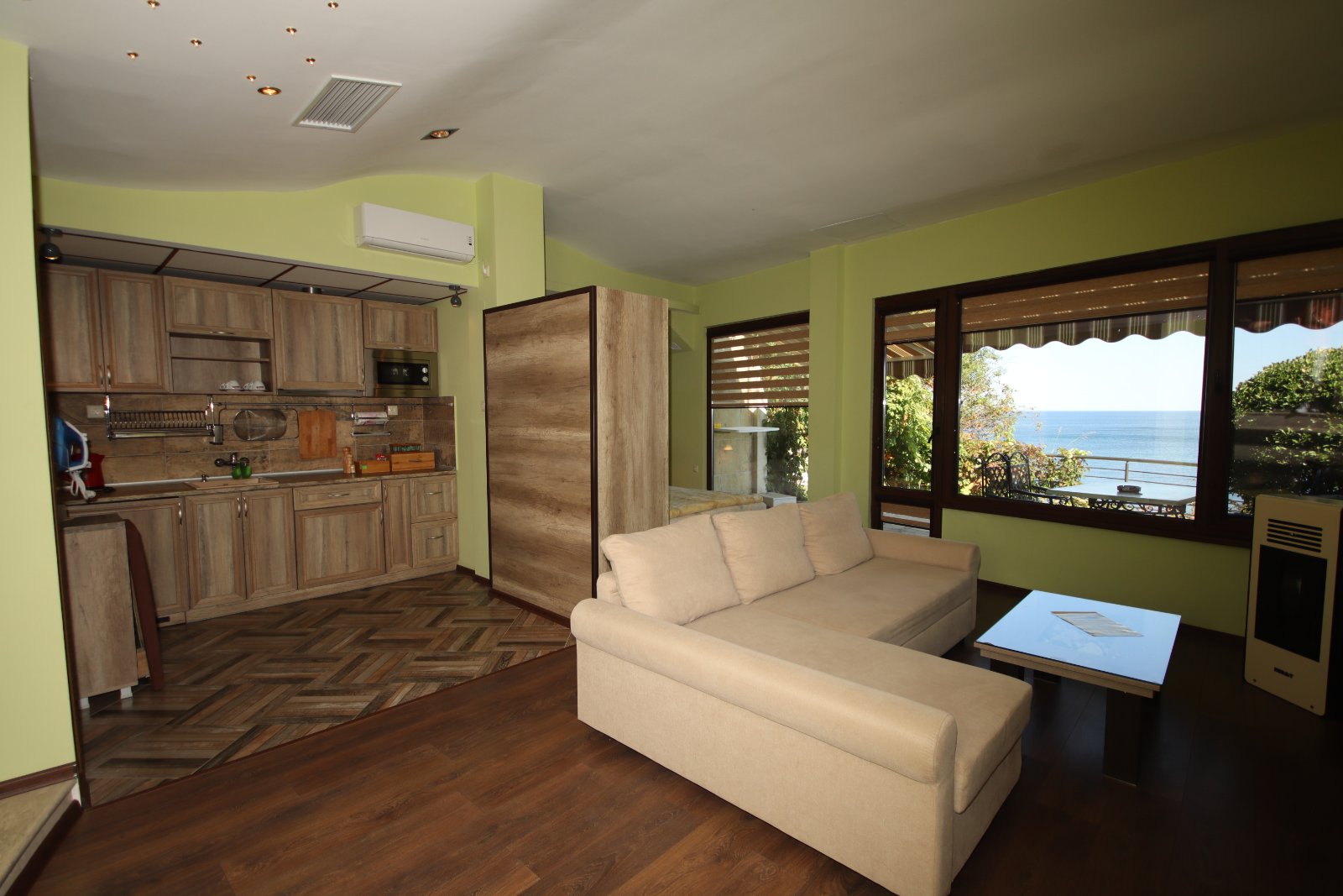Hotel Continental Kiten-Studio lux.jpg