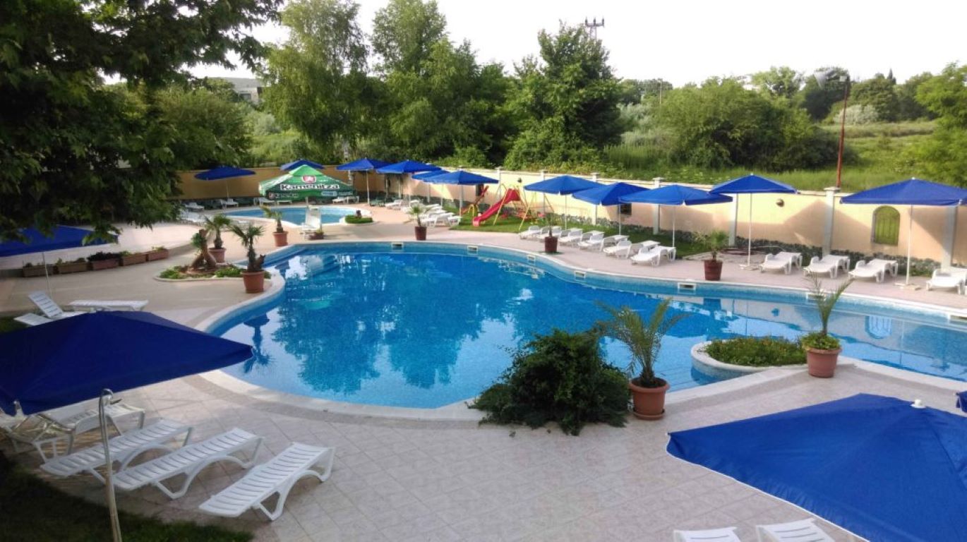 Kristel Park Hotel-Bazen.jpg