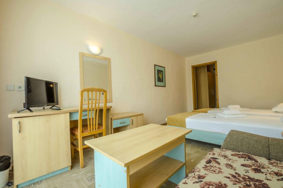 Kristel Park Hotel-Standardna soba.jpg