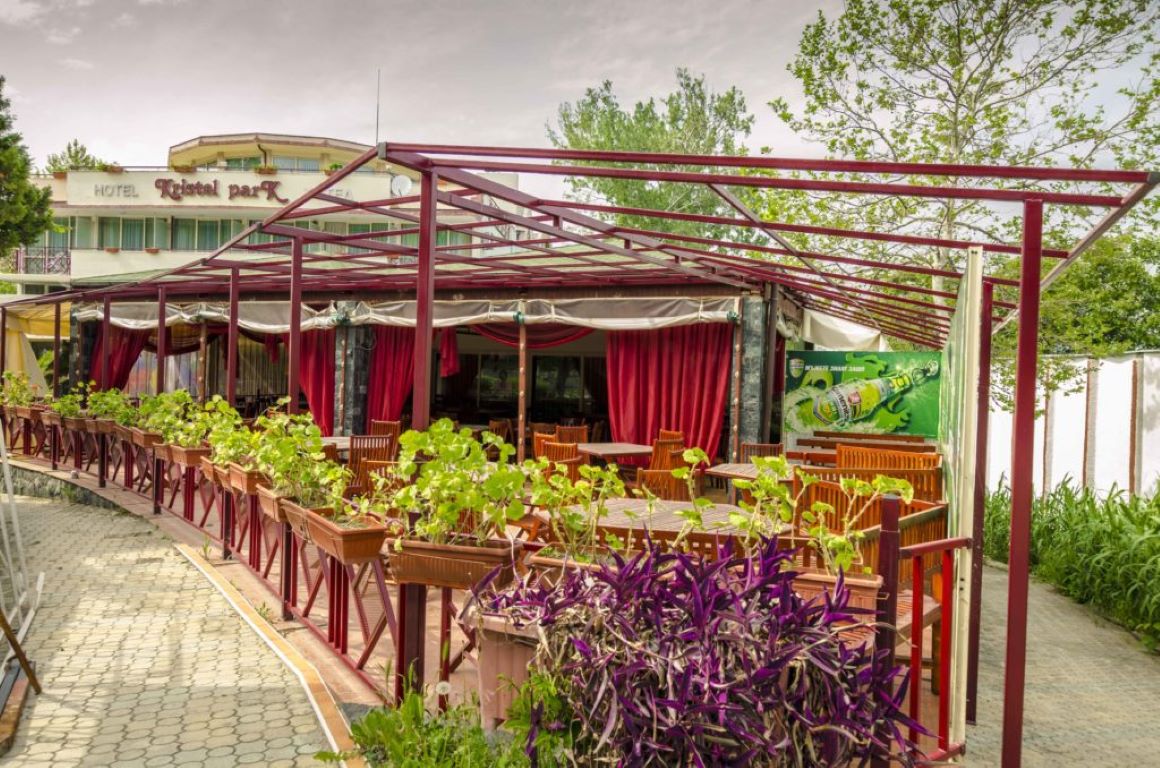 Kristel Park-Terasa.jpg