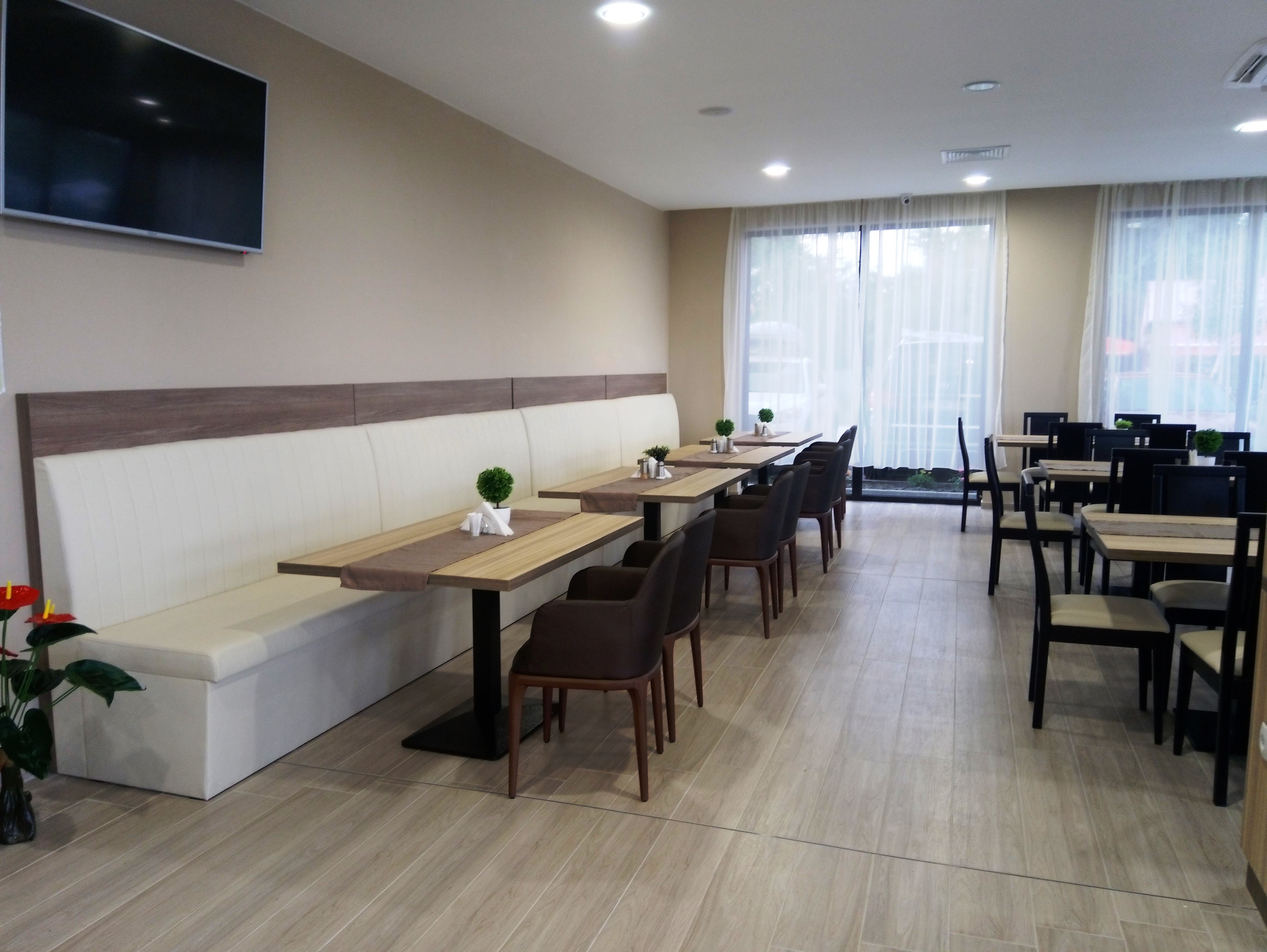 Hotel Magnific-Restoran.jpg