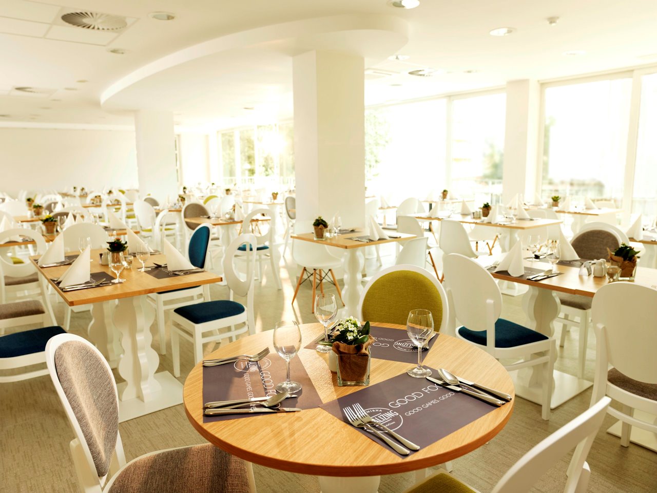 Hotel Mirna-Restoran.jpg