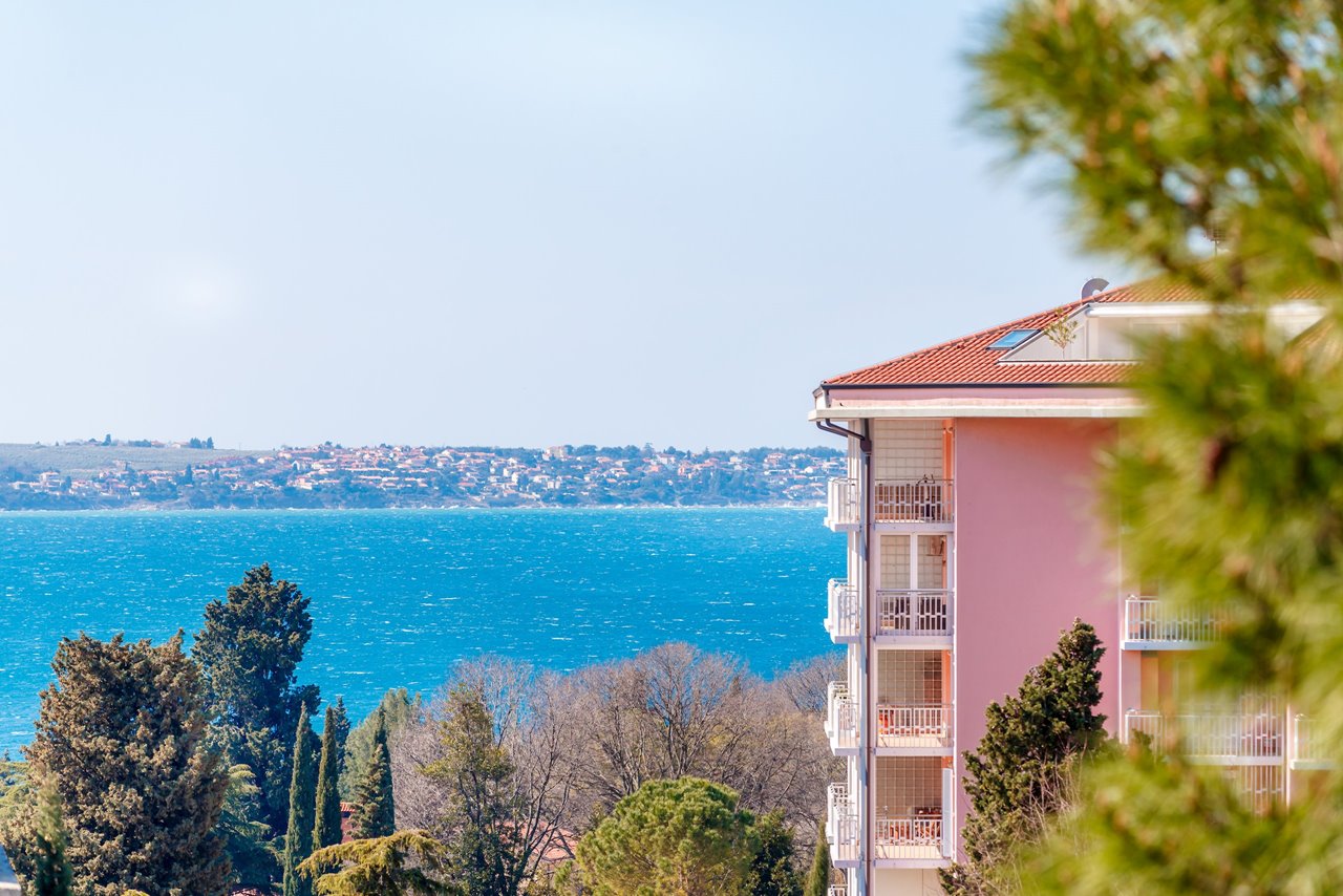 Mirna Hotel-Pogled na more.jpg
