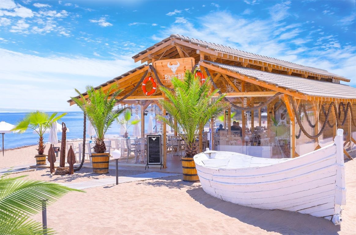 Maltese Castle Boutique-Roštilj bar.jpg