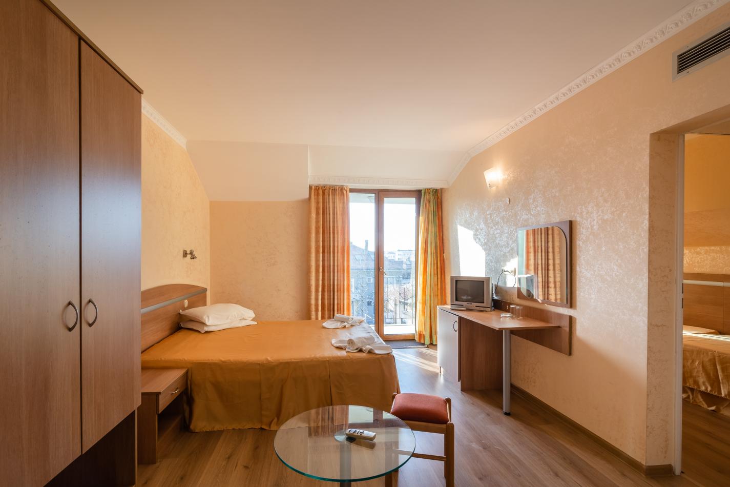 Zeus hotel porodicni apartman.jpg
