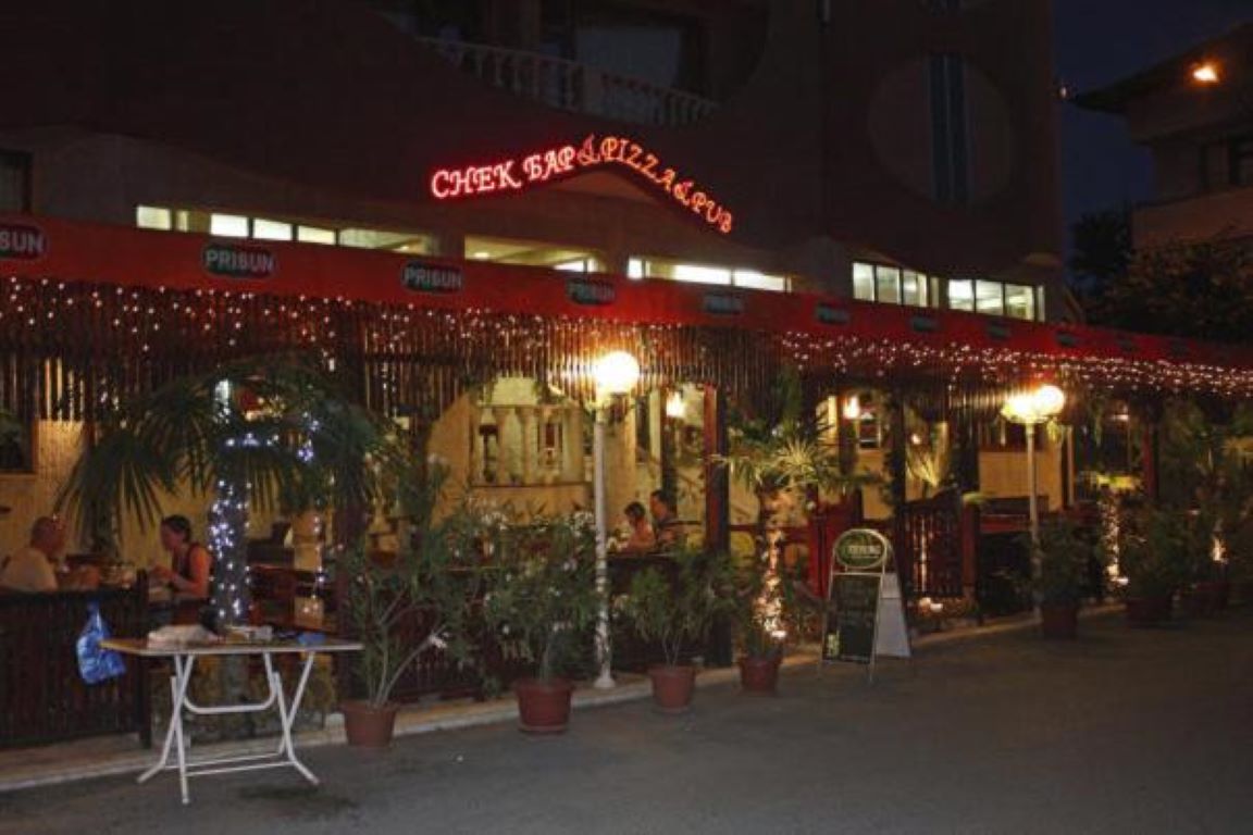 Manz II hotel restoran.jpg