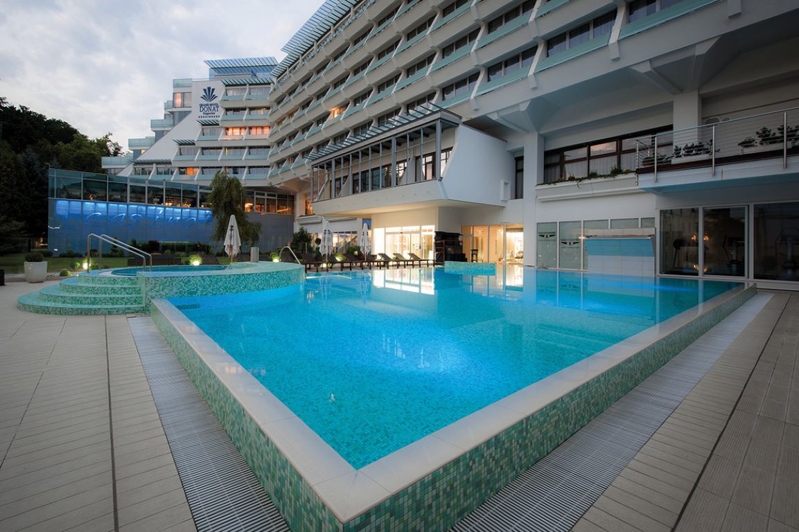 Grand Hotel Donat-Bazen.jpg