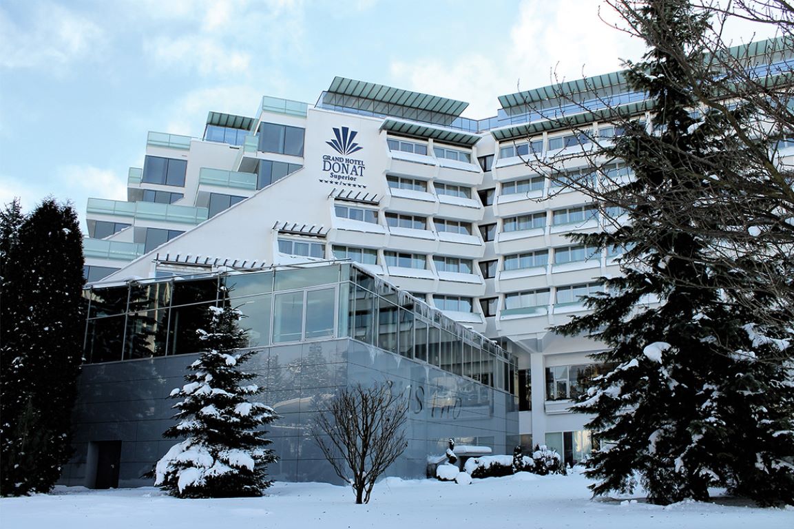 Grand Hotel Donat-Hotel spolja.jpg