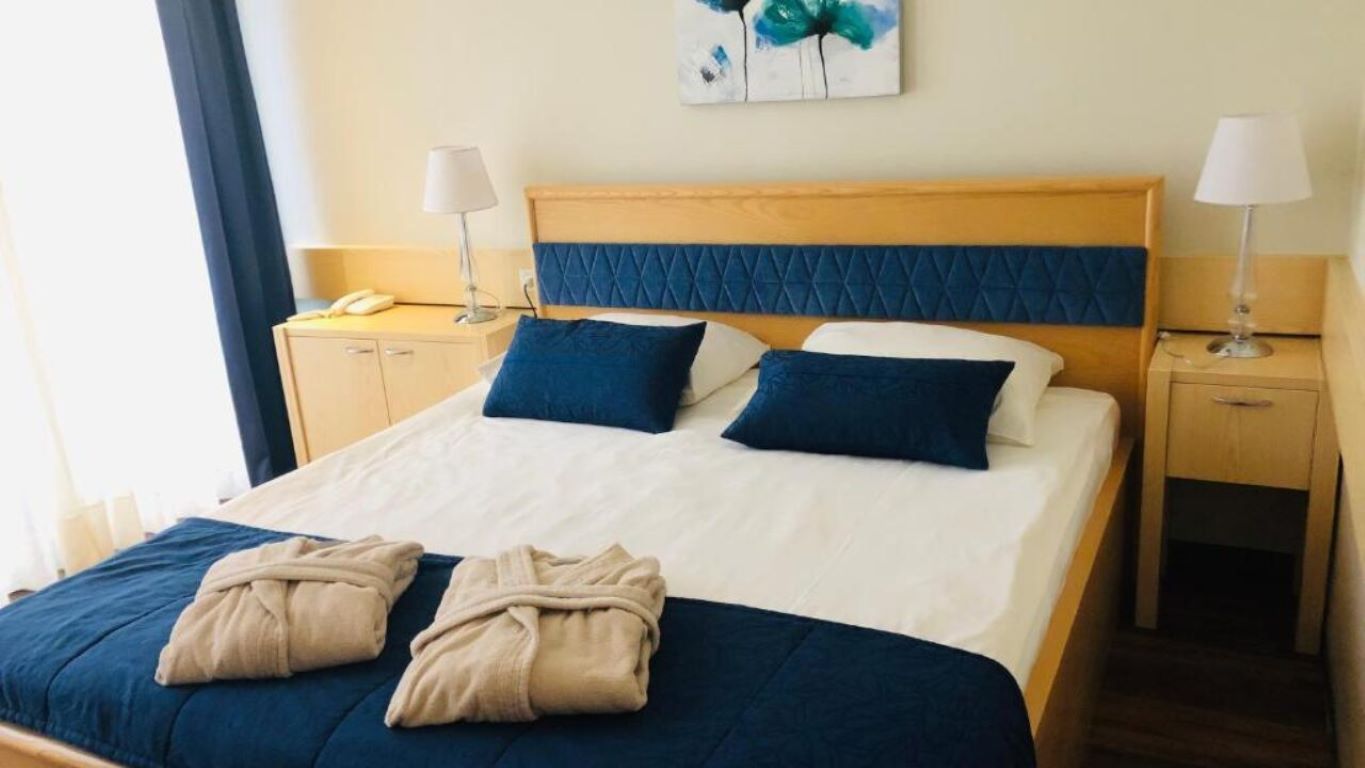 Grand Hotel Donat-Single room.jpg