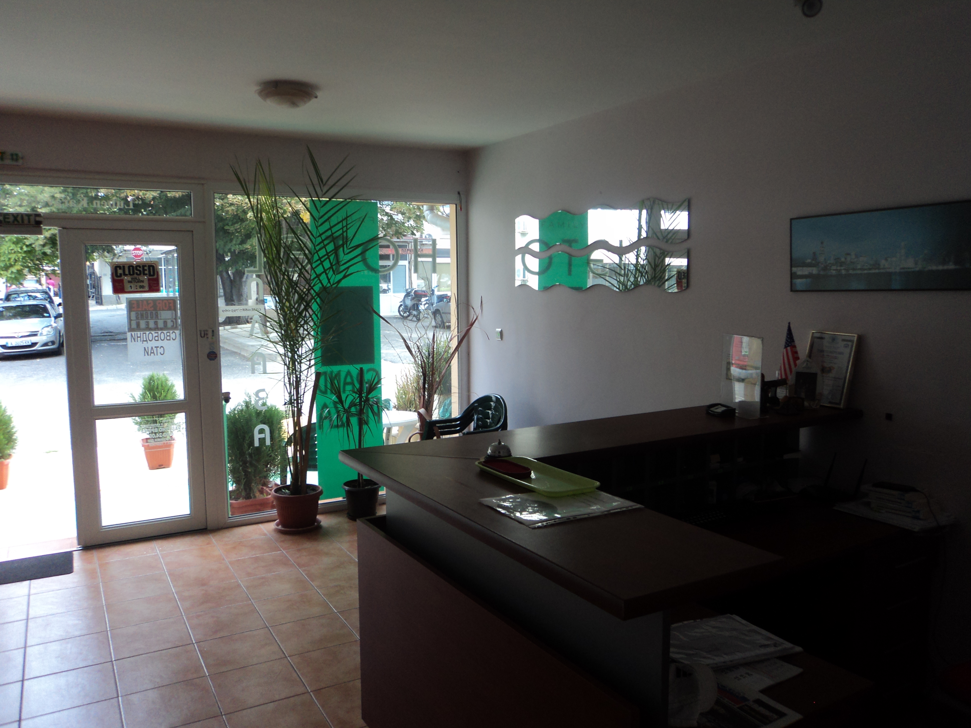 Hotle Grand Plaza Family-Recepcija.JPG