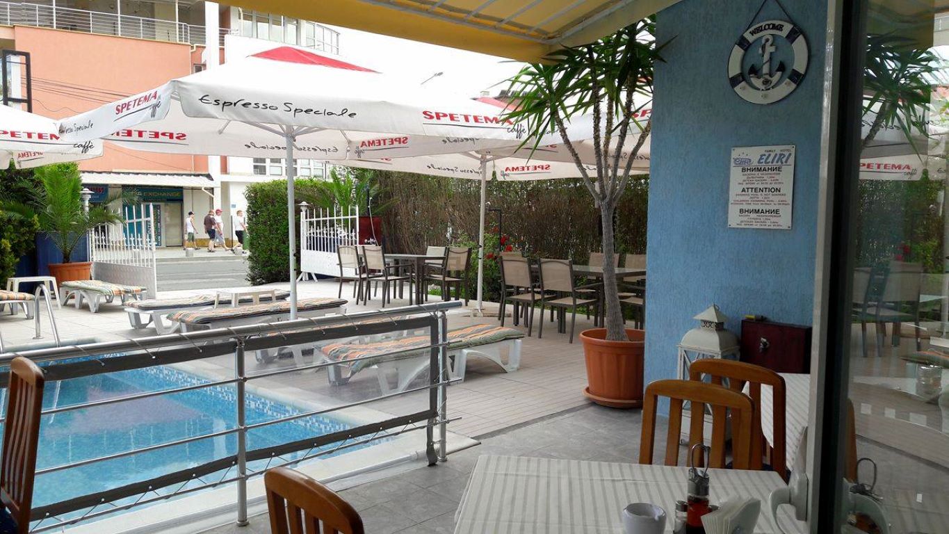 Hotel Eliri-Bistro.jpg