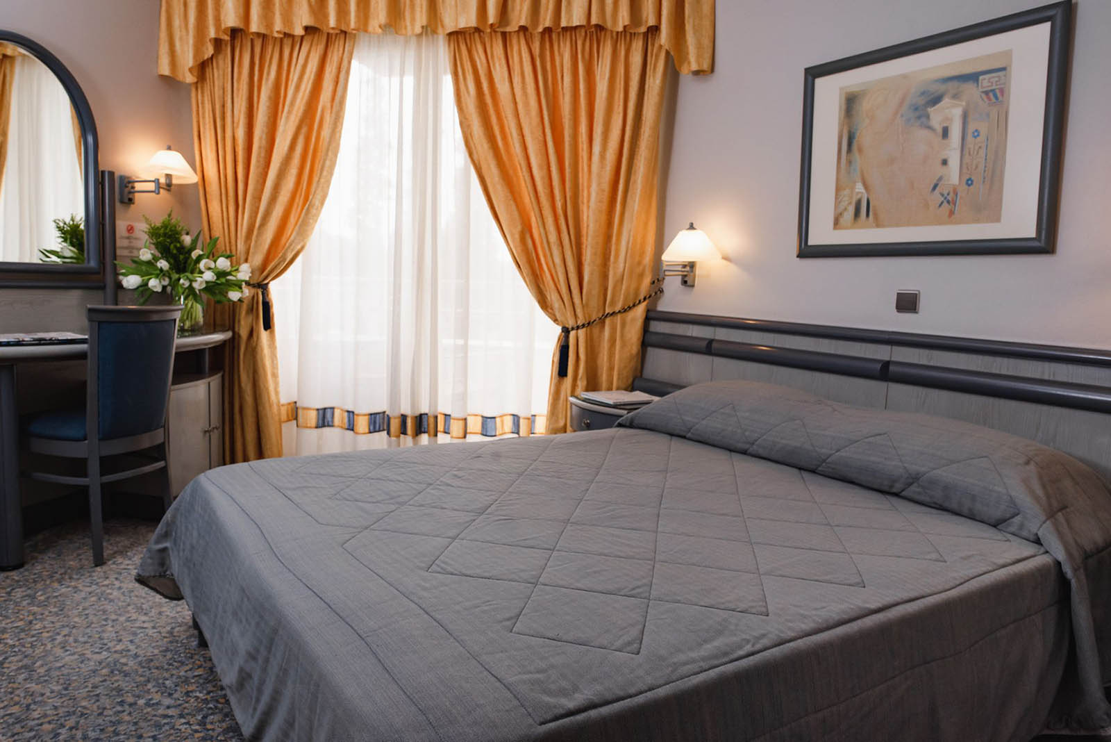 Hotel emmantina economy room.jpg