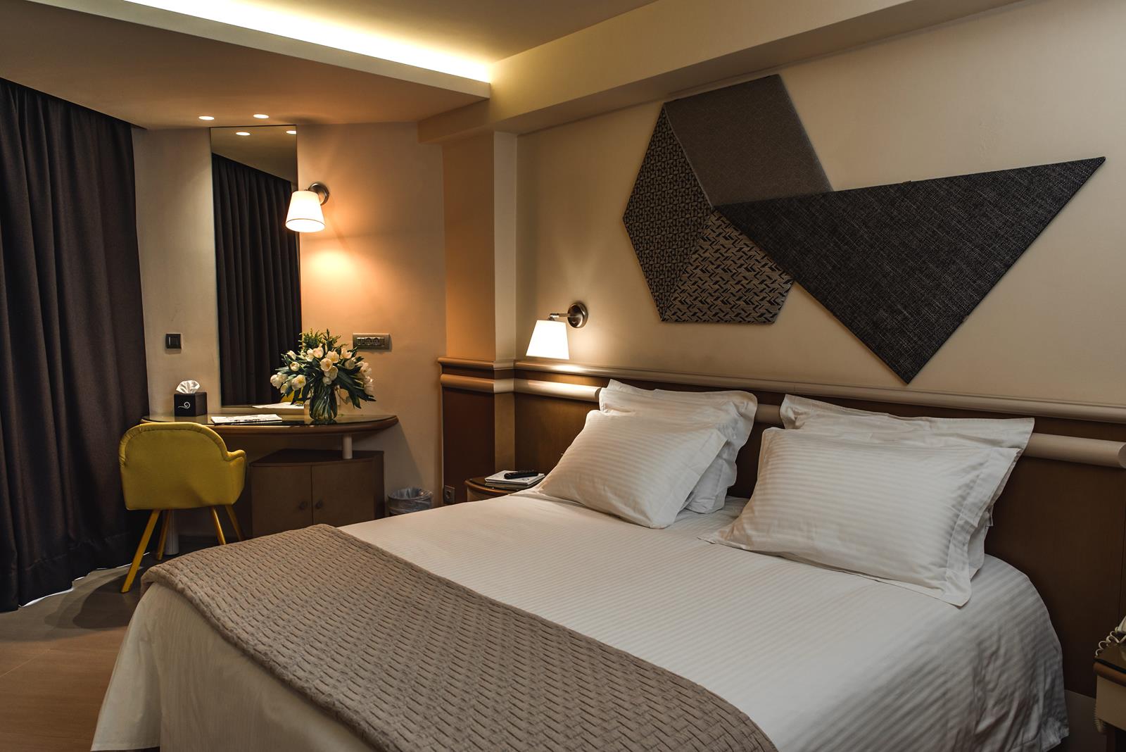 Hotel emmantina superior room 2.jpg