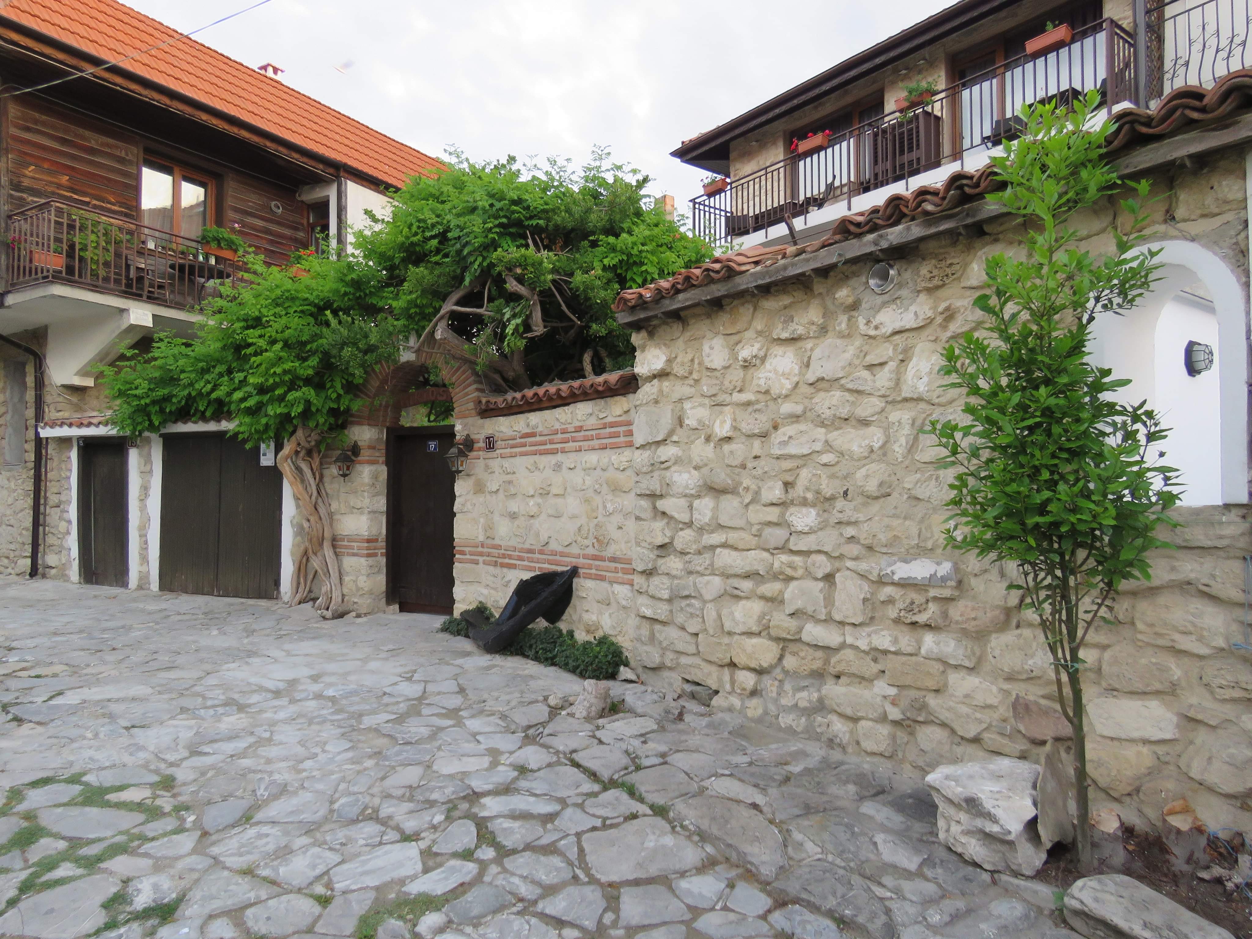 Hotel Kirios-Prilaz hotelu.jpeg