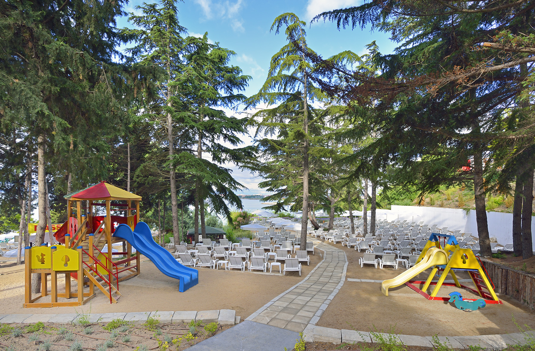 Sol Nessebar Mare Hotel-Decije igraliste.jpg