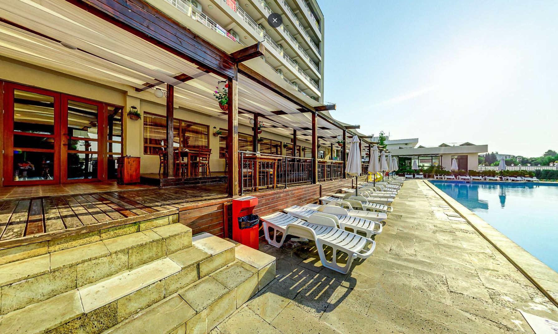 Detelina Hotel-Bazen.JPG