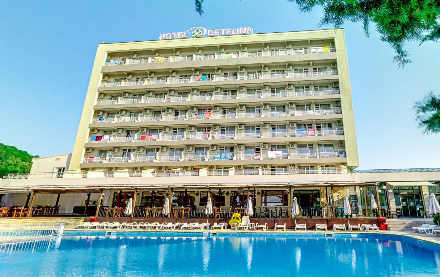 Hotel Detelina-Hotel spolja.JPG