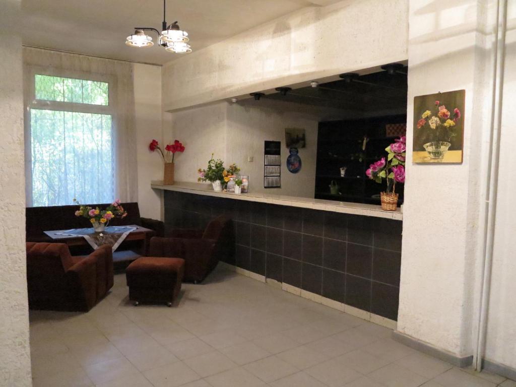 Hotel Tango-Recepcija.jpg