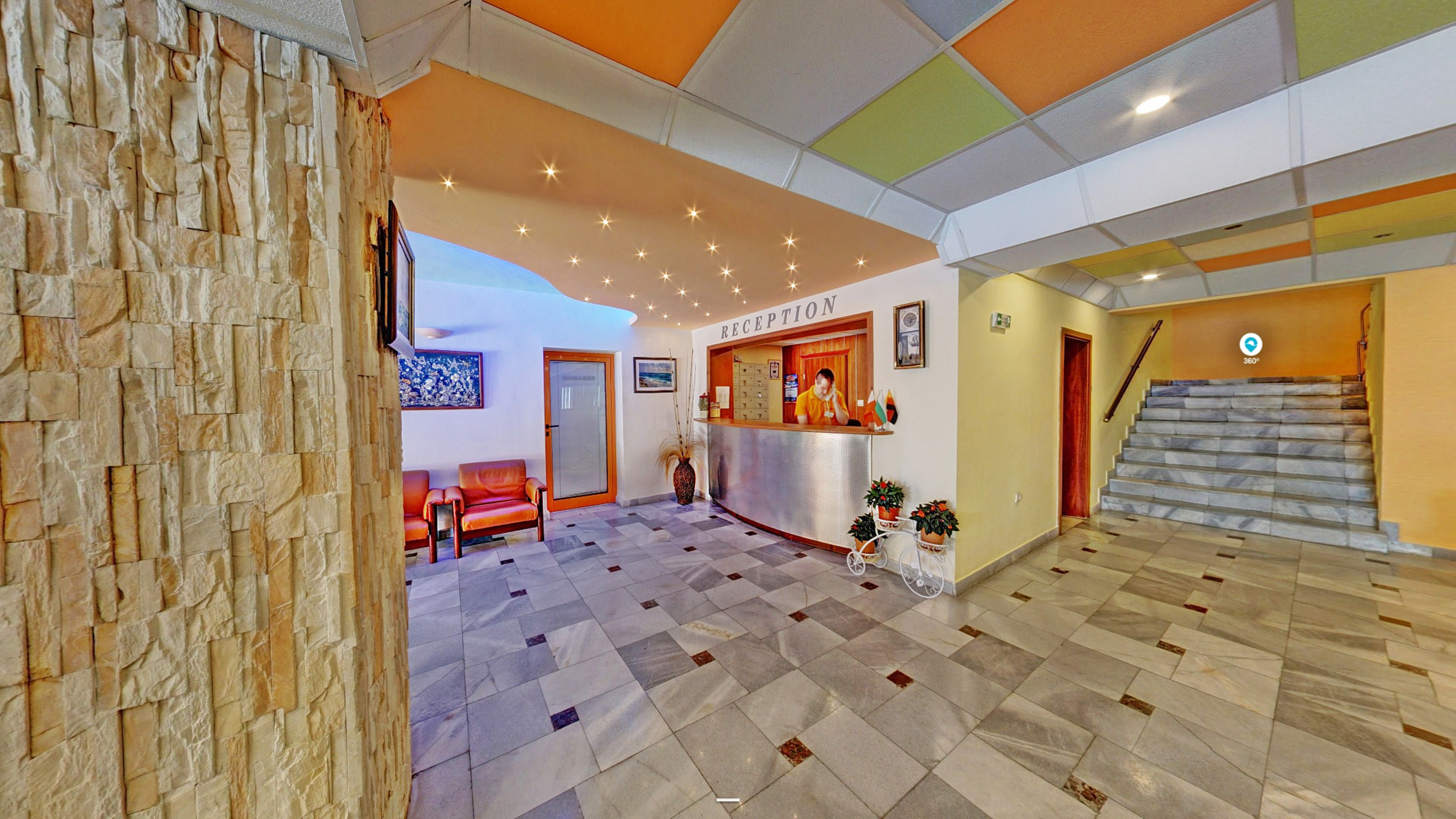 Exotica Hotel-Recepcija.jpg