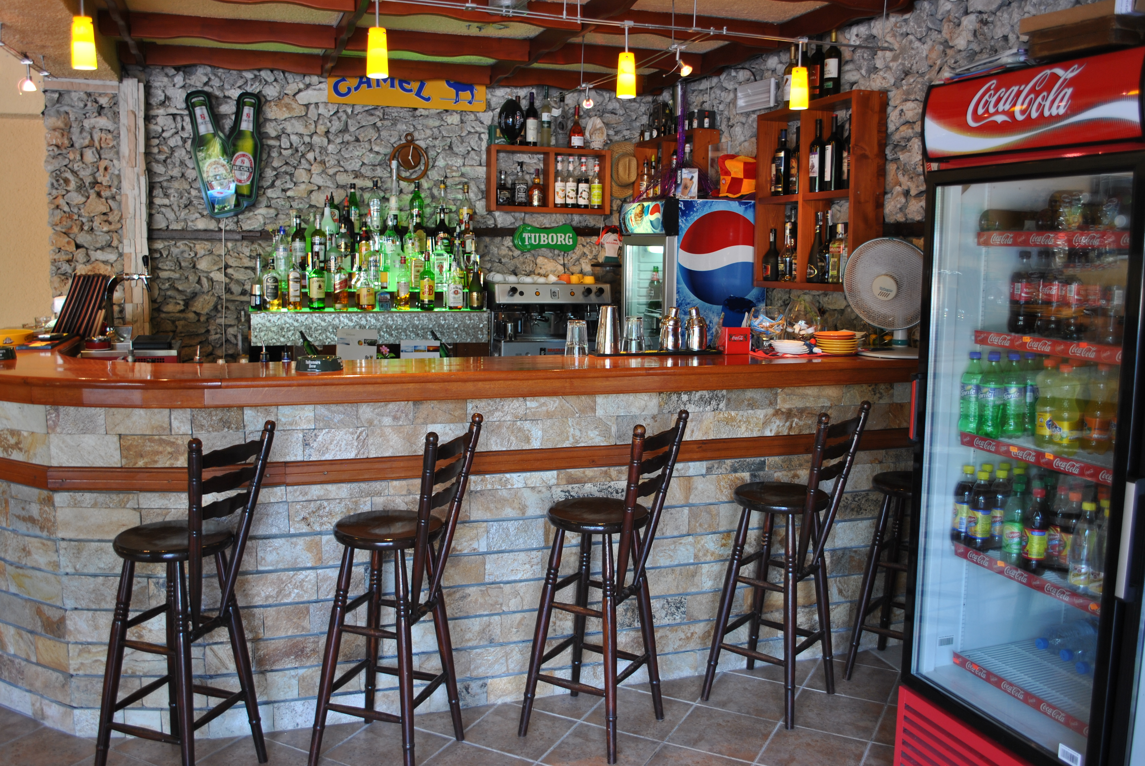 Hotel Exotica-Bar na bazenu.JPG