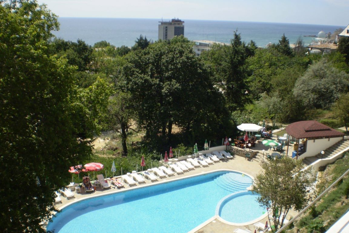 Vezhen Hotel-Deciji bazen.jpg