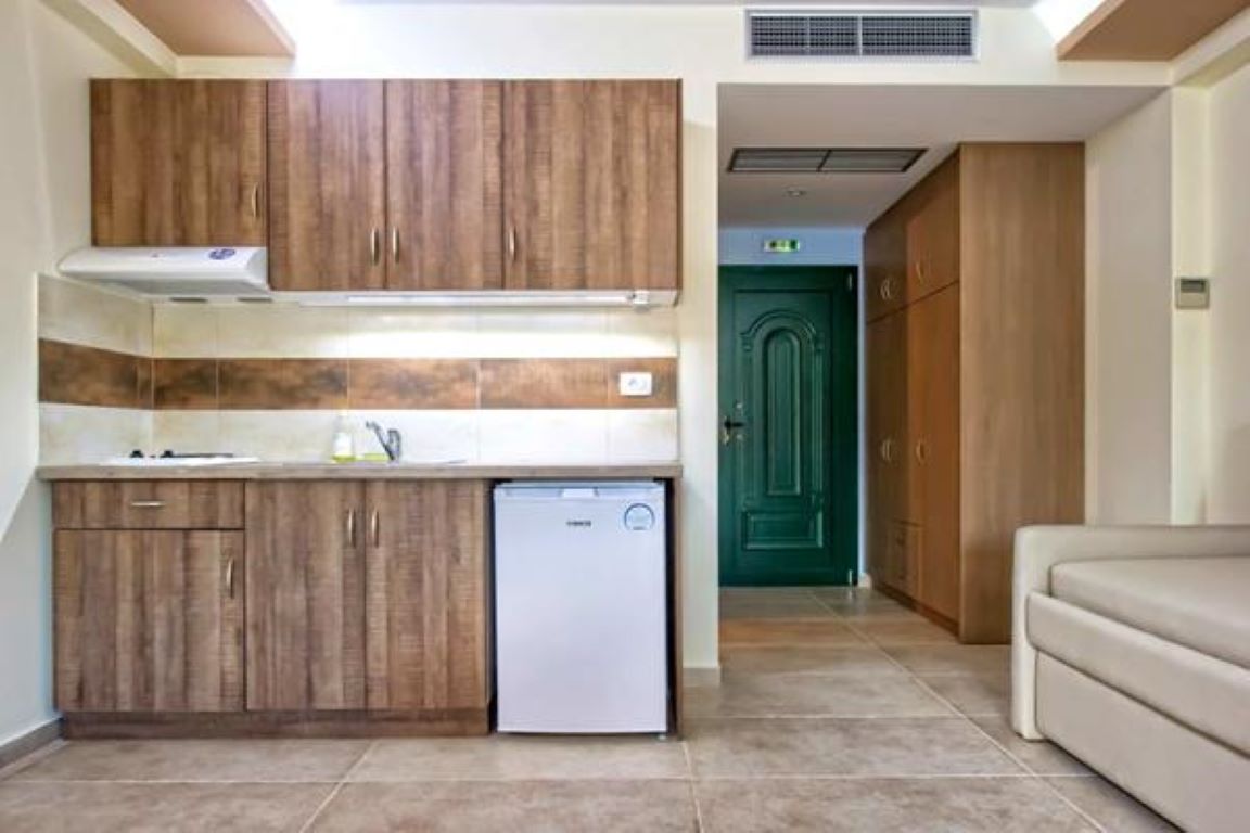 Coralli hotel kuhinja apartmana.jpg
