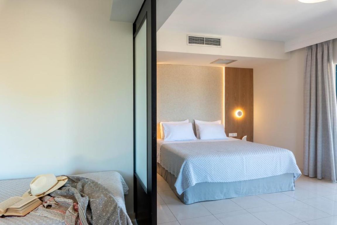 Hotel SIvota Suite.jpg
