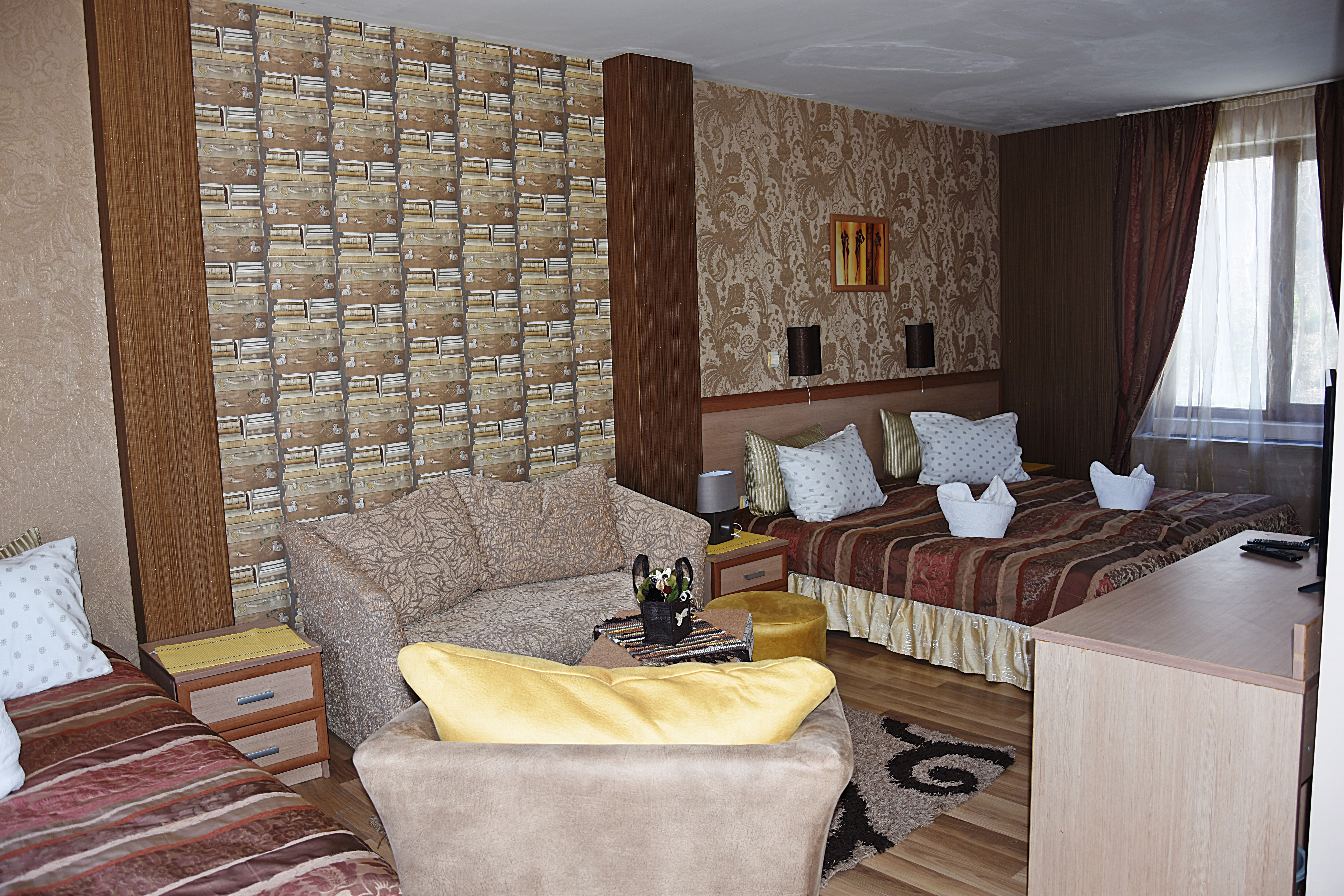 Toro Negro-Maisonette.JPG