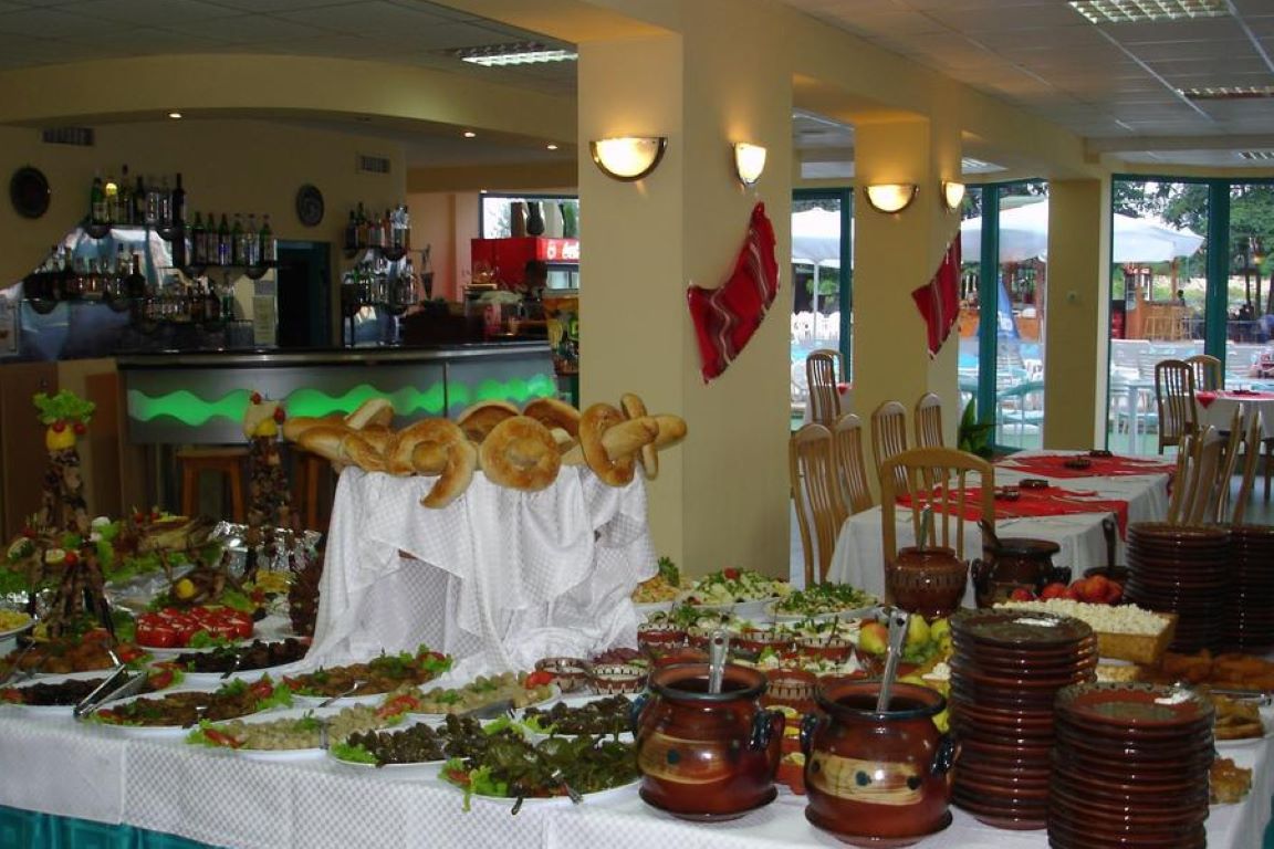 Delfin SB hotel restoran.jpg
