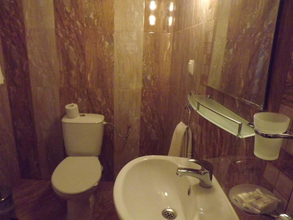 Hotel Silver-Kupatilo.jpg
