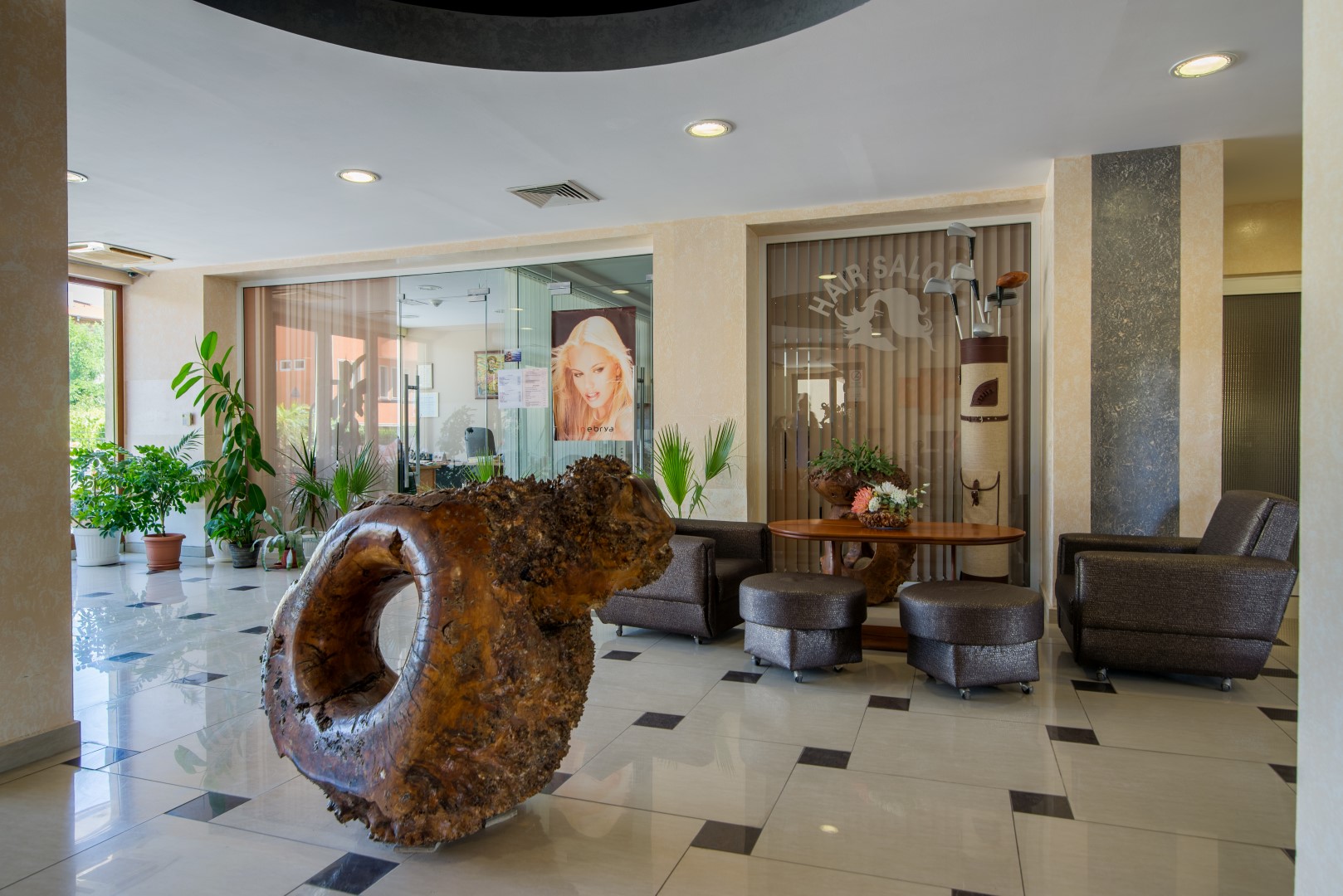 Atlant Hotel-Lobby.jpg
