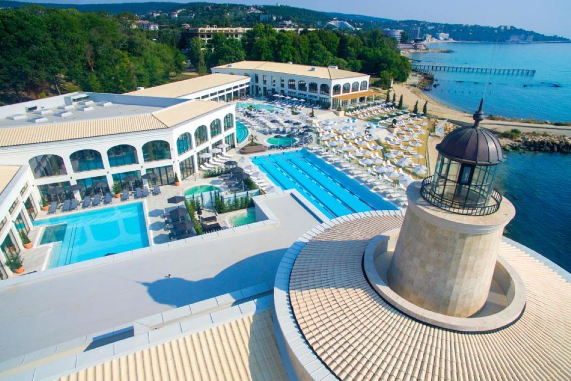 Hotel Primorski-Bazen.jpg