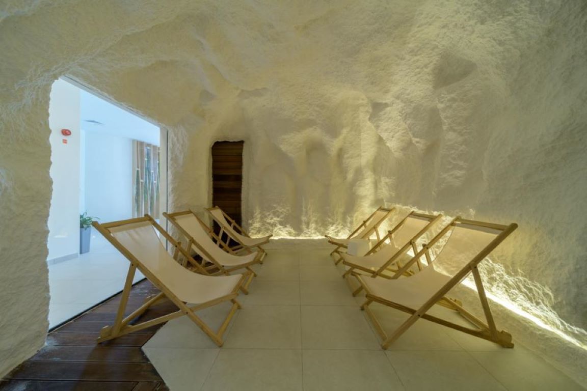 Aquahouse Hotel & Spa-Slana soba.jpg