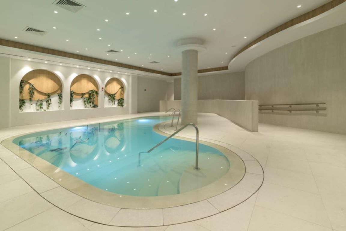 Aquahouse Hotel & Spa-Terapeutski bazen.jpg