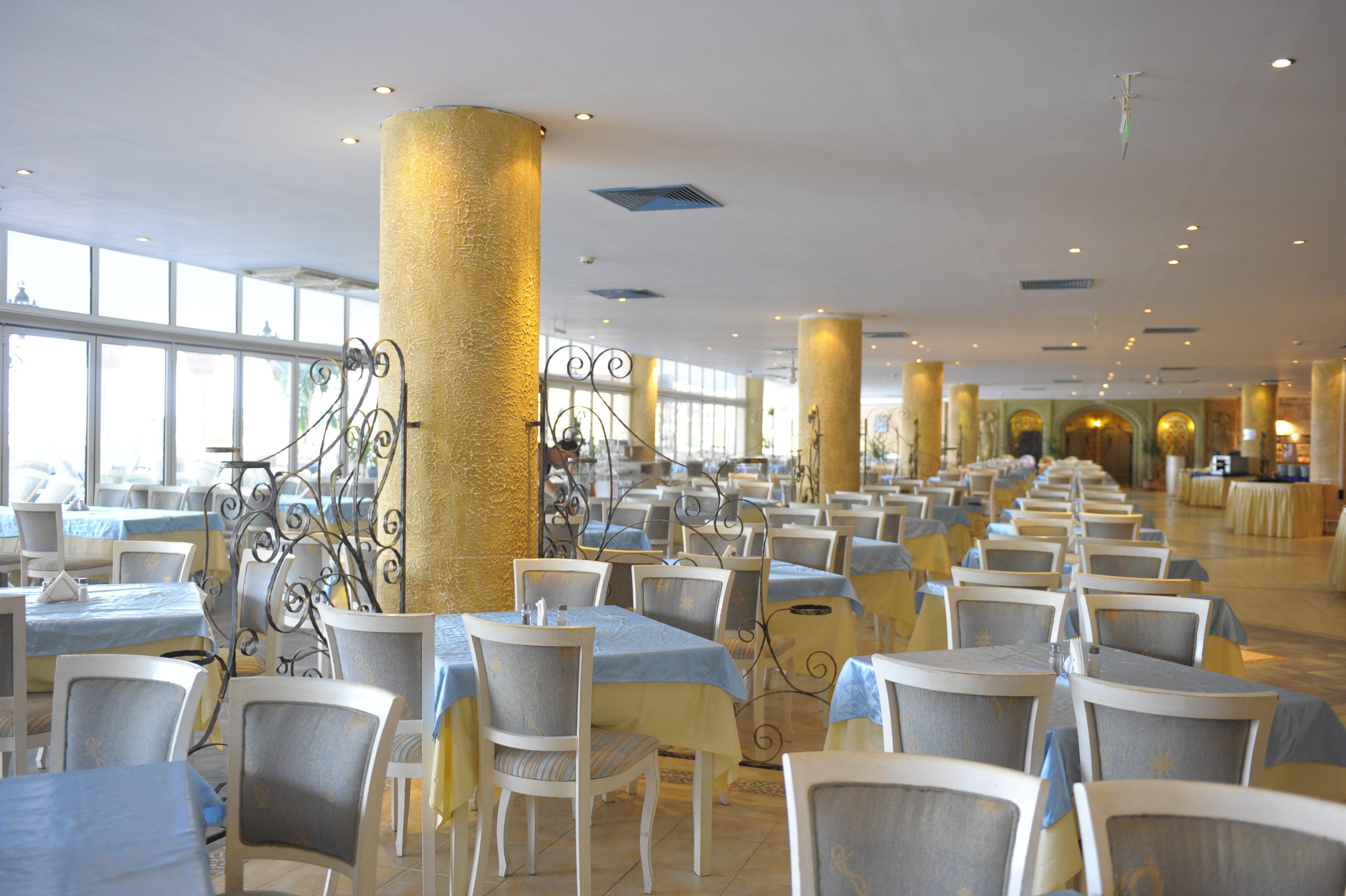 Royal Park-Restoran.JPG