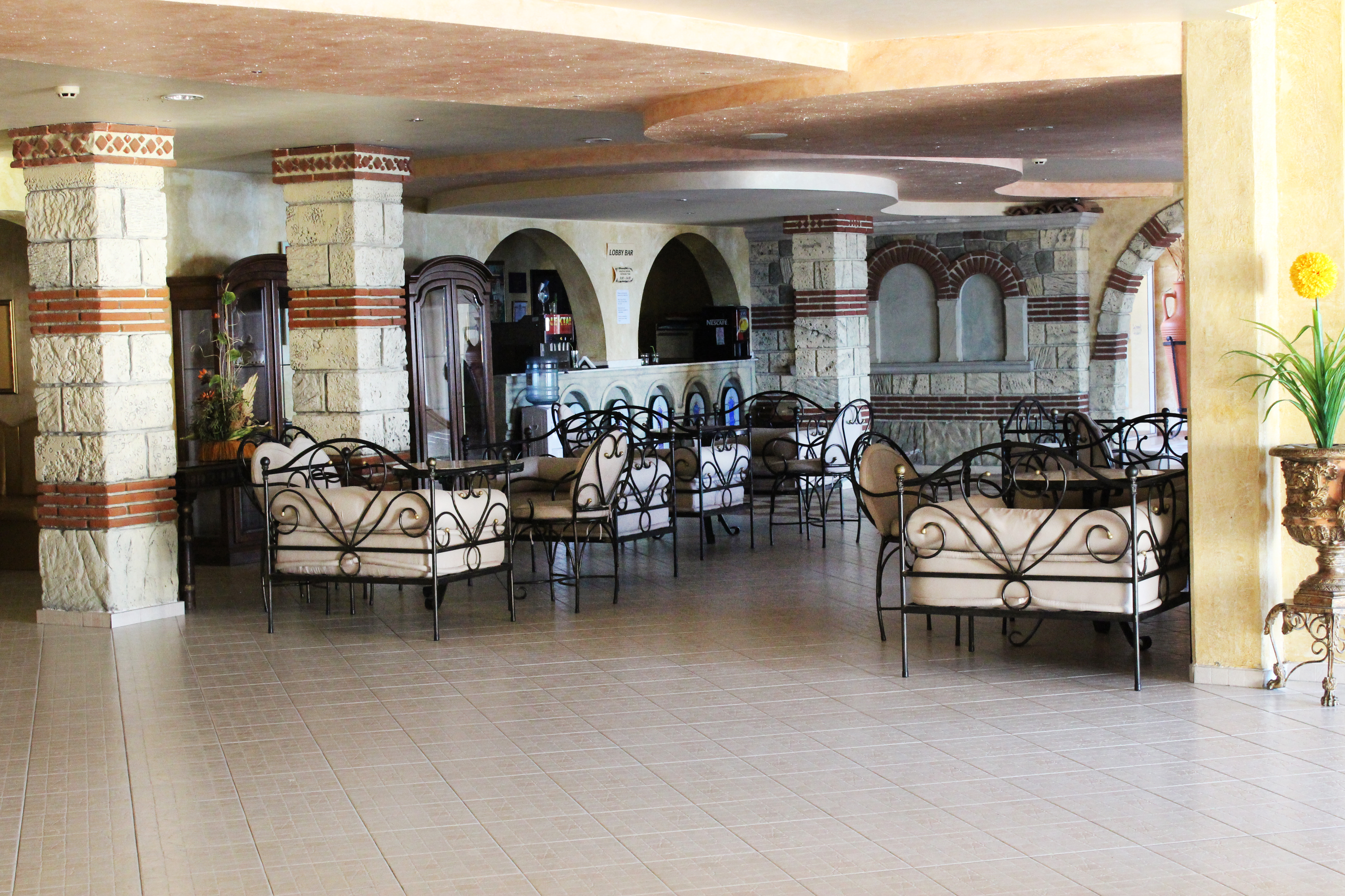 Elenite Villas-Lobby.jpg