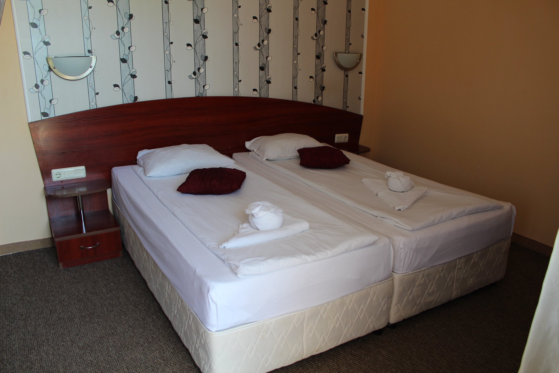 Guest House Bordo Hotel-Standardna soba.jpg
