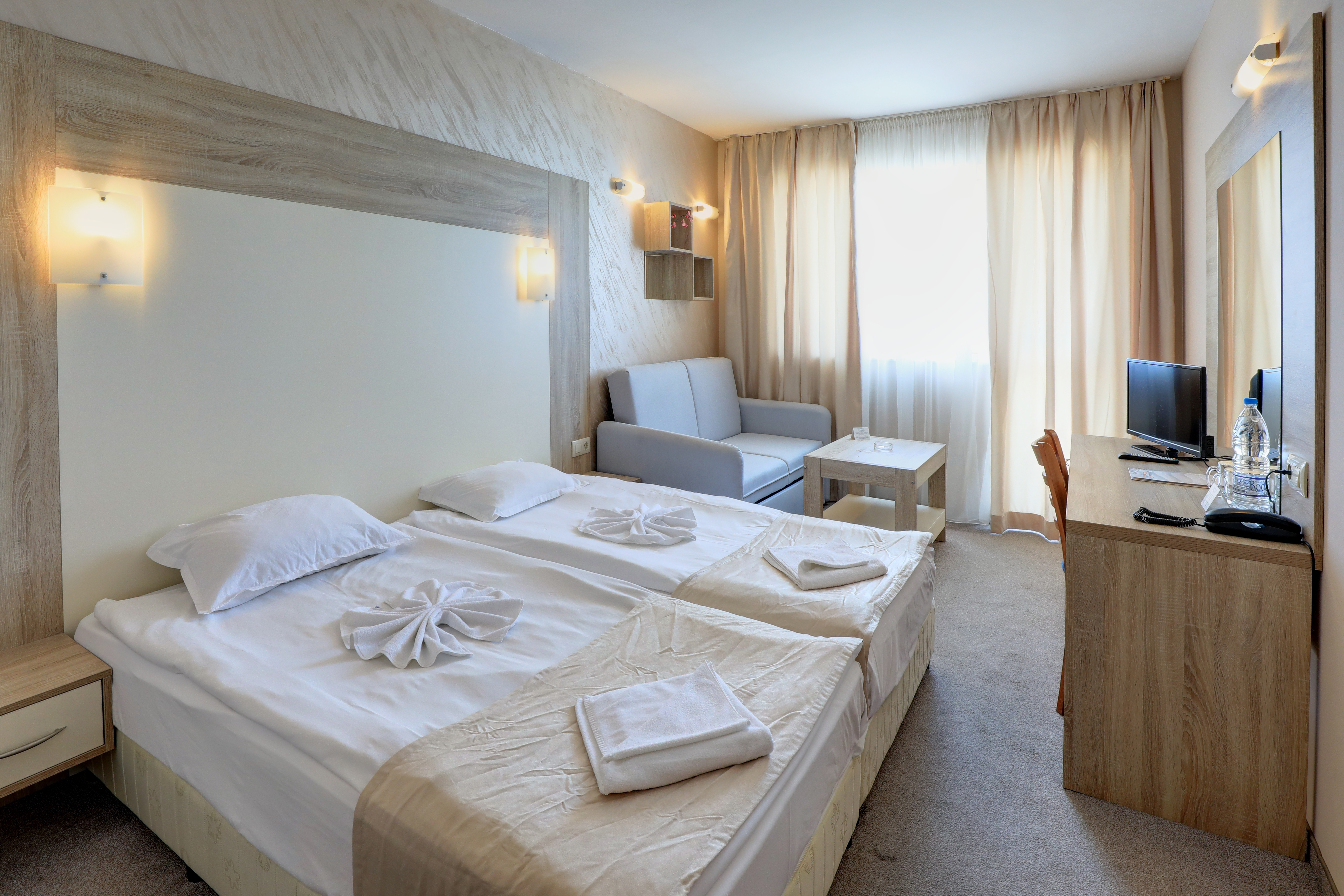 Paraiso Theopolis Hotel-Standardna soba.jpg