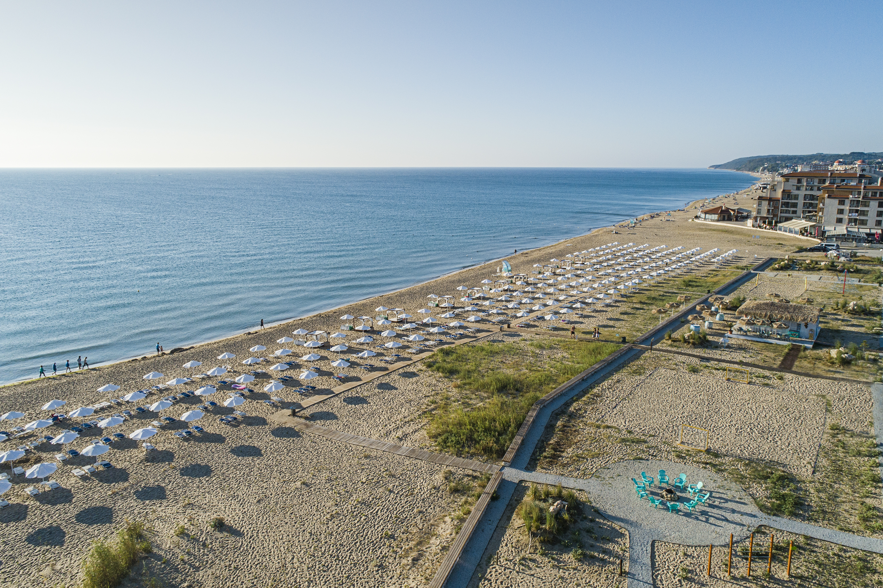 Hotel Sunrise All Suites Resort-Plaza.jpg