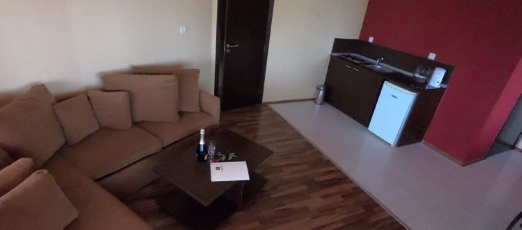 Hotel Casablanca-Deluxe suite.jpg