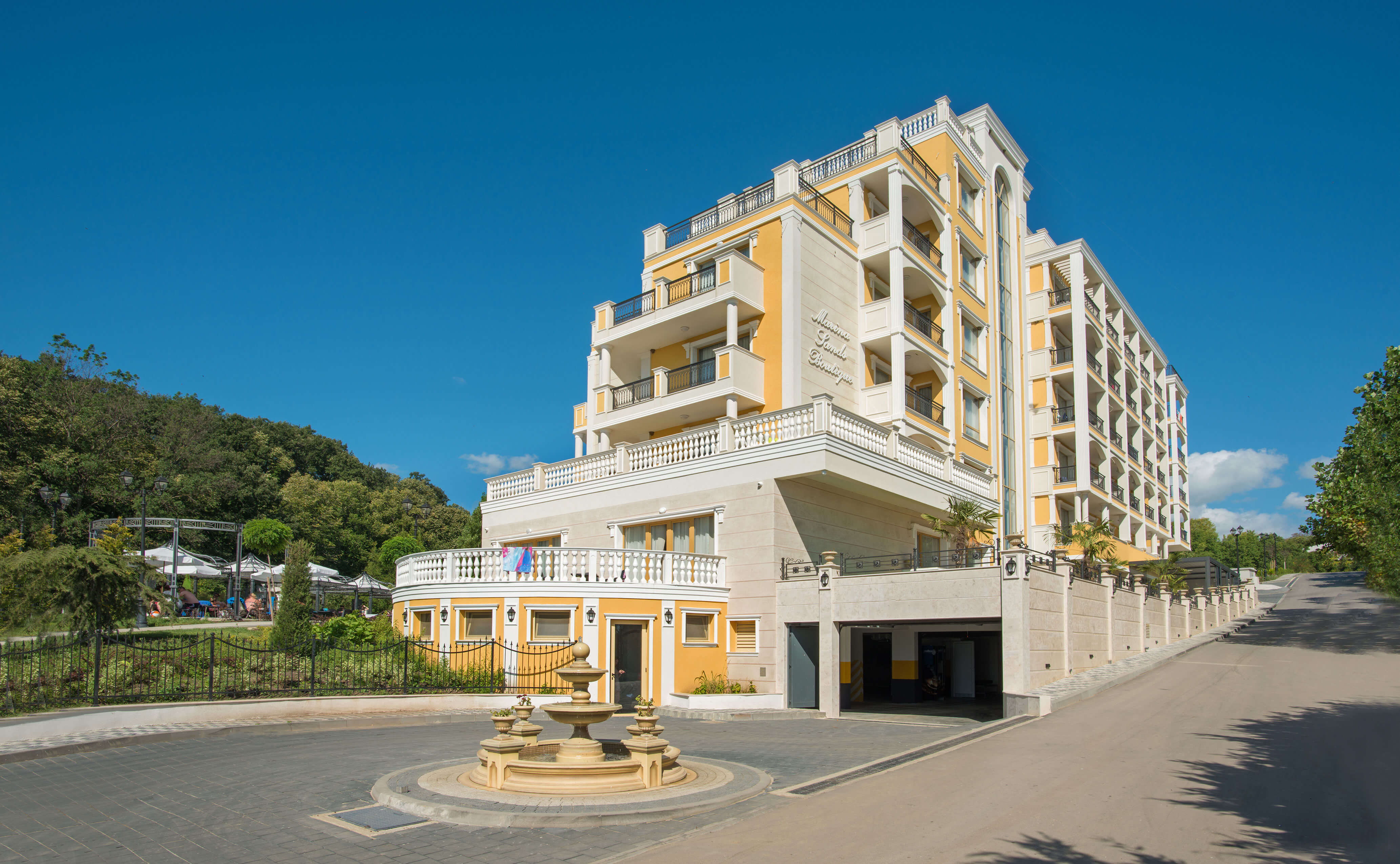 Marina Sands-Prilaz hotelu.jpg