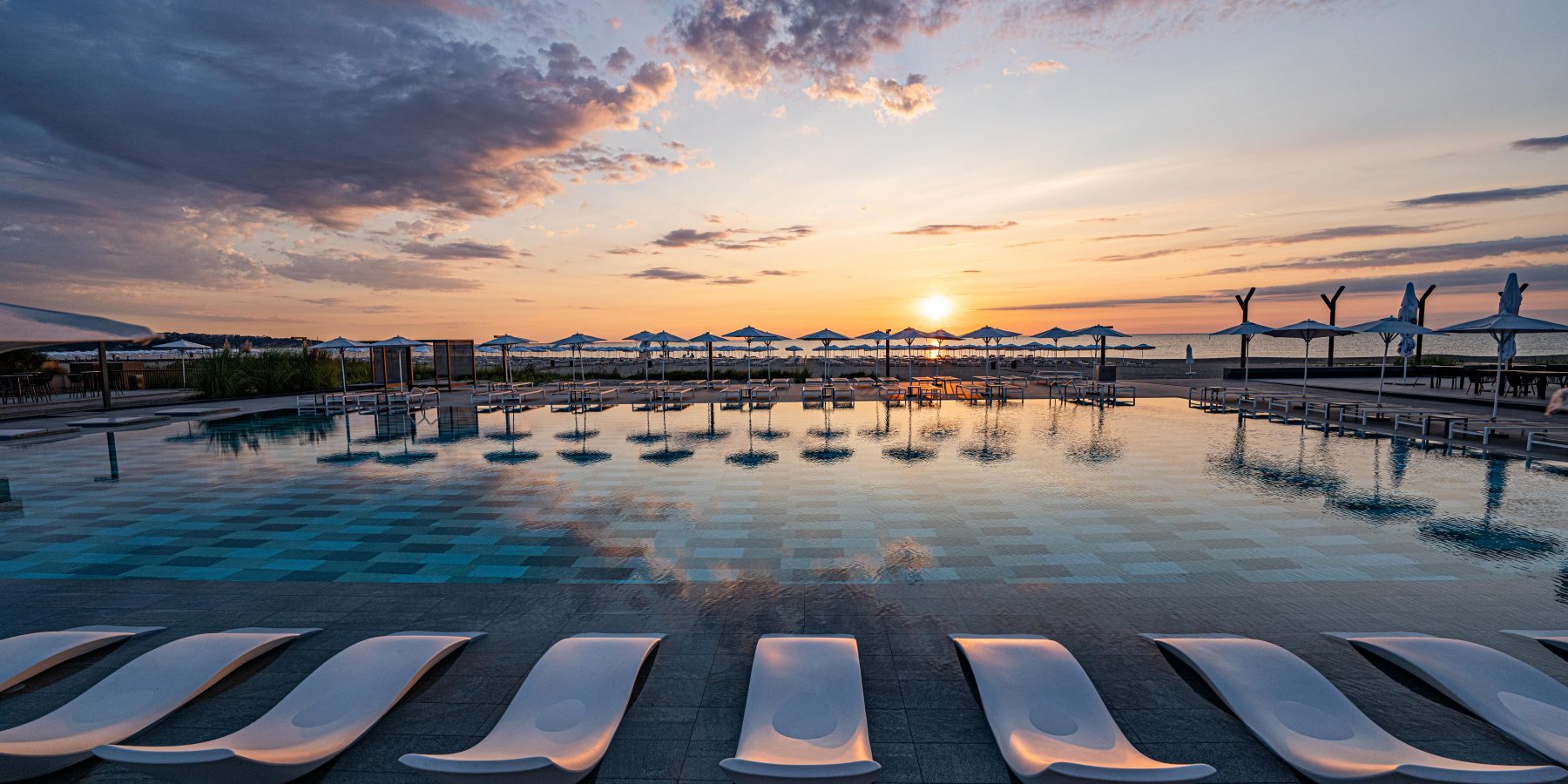 Hotel HVD Reina del Mar-Bazen.jpg