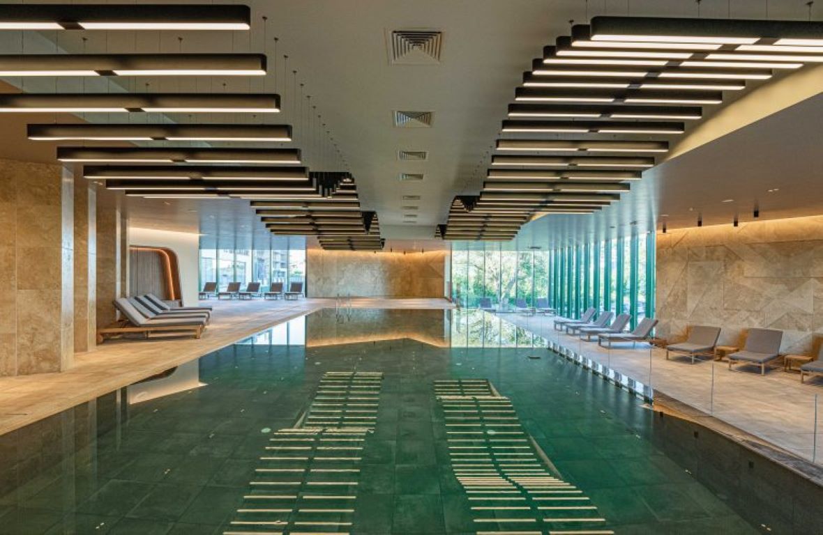 Hotel HVD Reina del Mar-Unutrasnji bazen.jpg