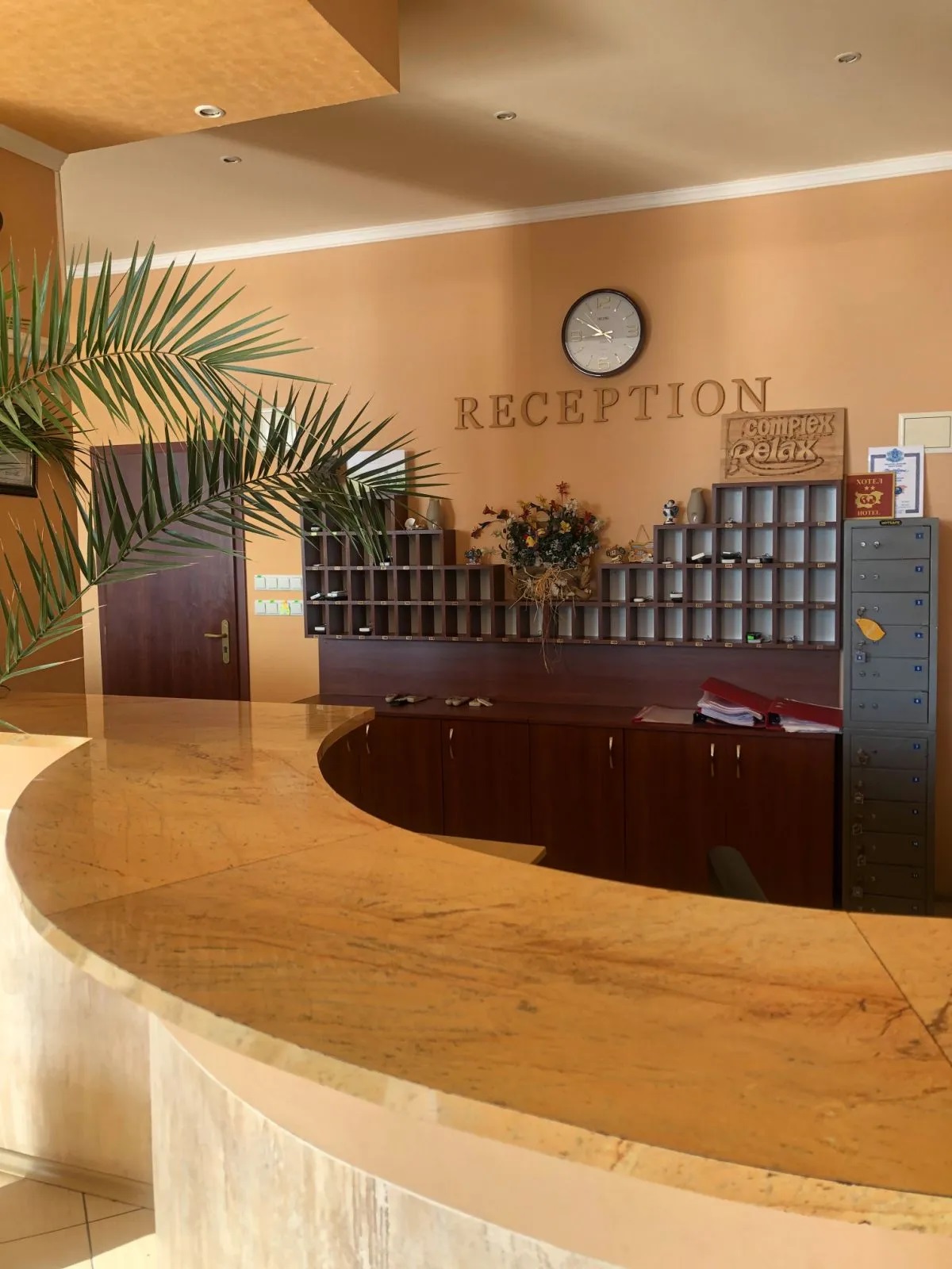 Complex Relax Hotel-Plaza.jpg